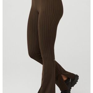 Women’s Alo High waist Pinstripe Flare Legging sz M